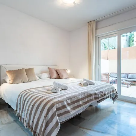 Ramon Y Cajal Apartment